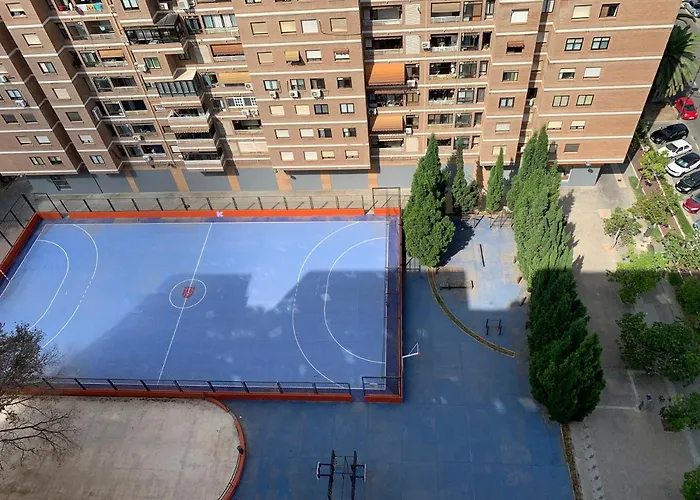 Con Cama Individual, Piso Compartido En Avenida Blasco Ibanez ולנסיה