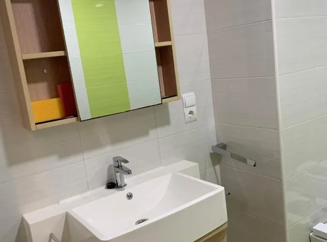 Con Cama Individual, Piso Compartido En Avenida Blasco Ibanez בית אירוח *