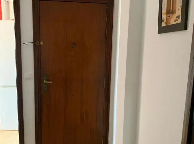 Con Cama Individual, Piso Compartido En Avenida Blasco Ibanez בית אירוח ולנסיה