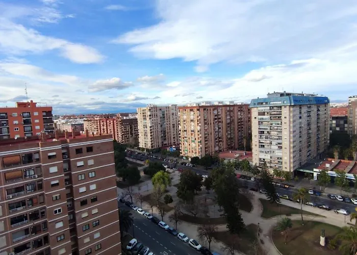 Con Cama Individual, Piso Compartido En Avenida Blasco Ibanez